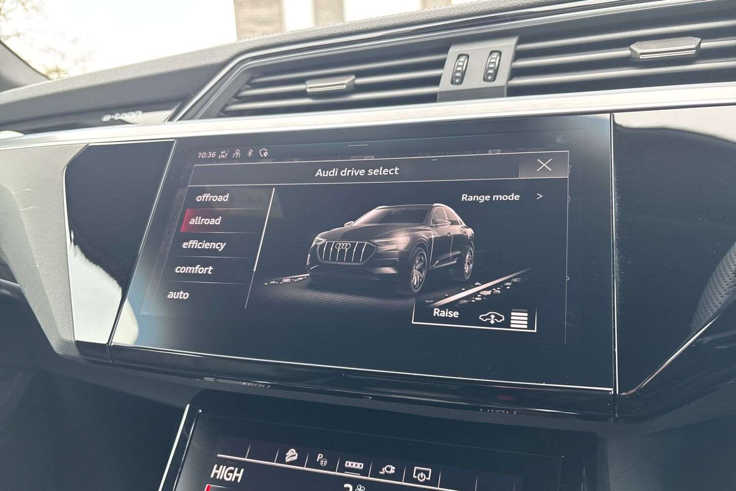 Used Audi Q8 2023 for sale - 78077082: Photo 32