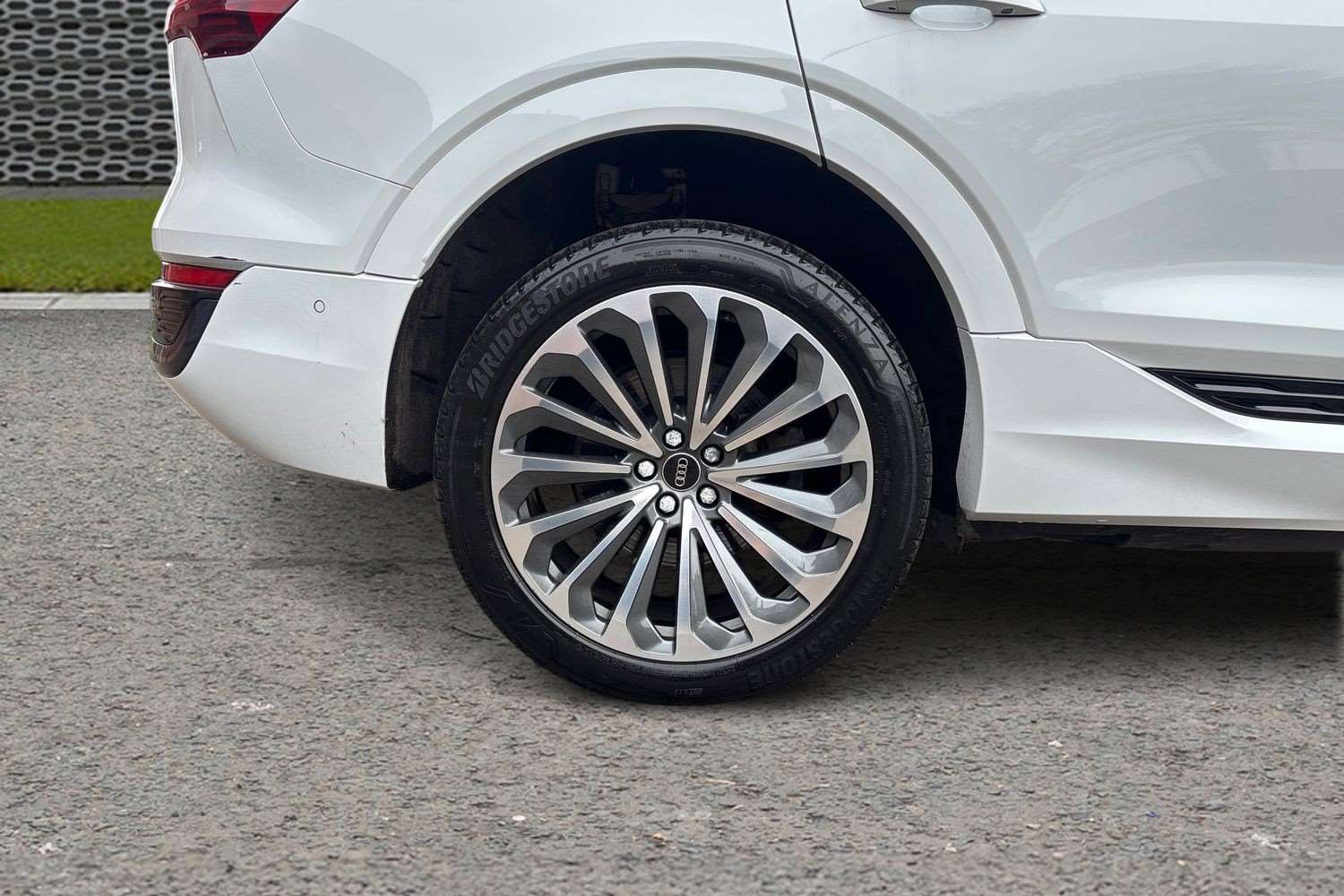 Used Audi Q8 2023 for sale - 78077082: Photo 9