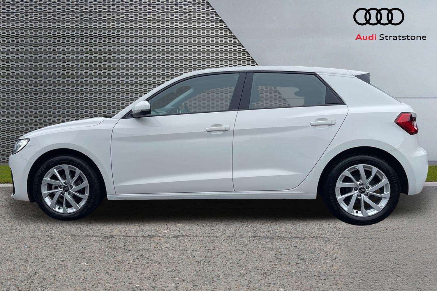 Used Audi A1 2023 for sale - 76113328: Photo 8