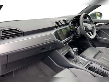 Used Audi Q3 2024 for sale - 79351643: Photo