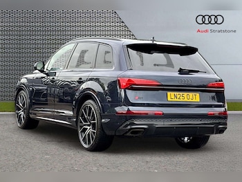 Used Audi Q7 2025 for sale - 76141647: Photo