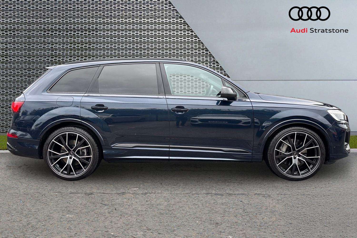 Used Audi Q7 2025 for sale - 76141647: Photo 4