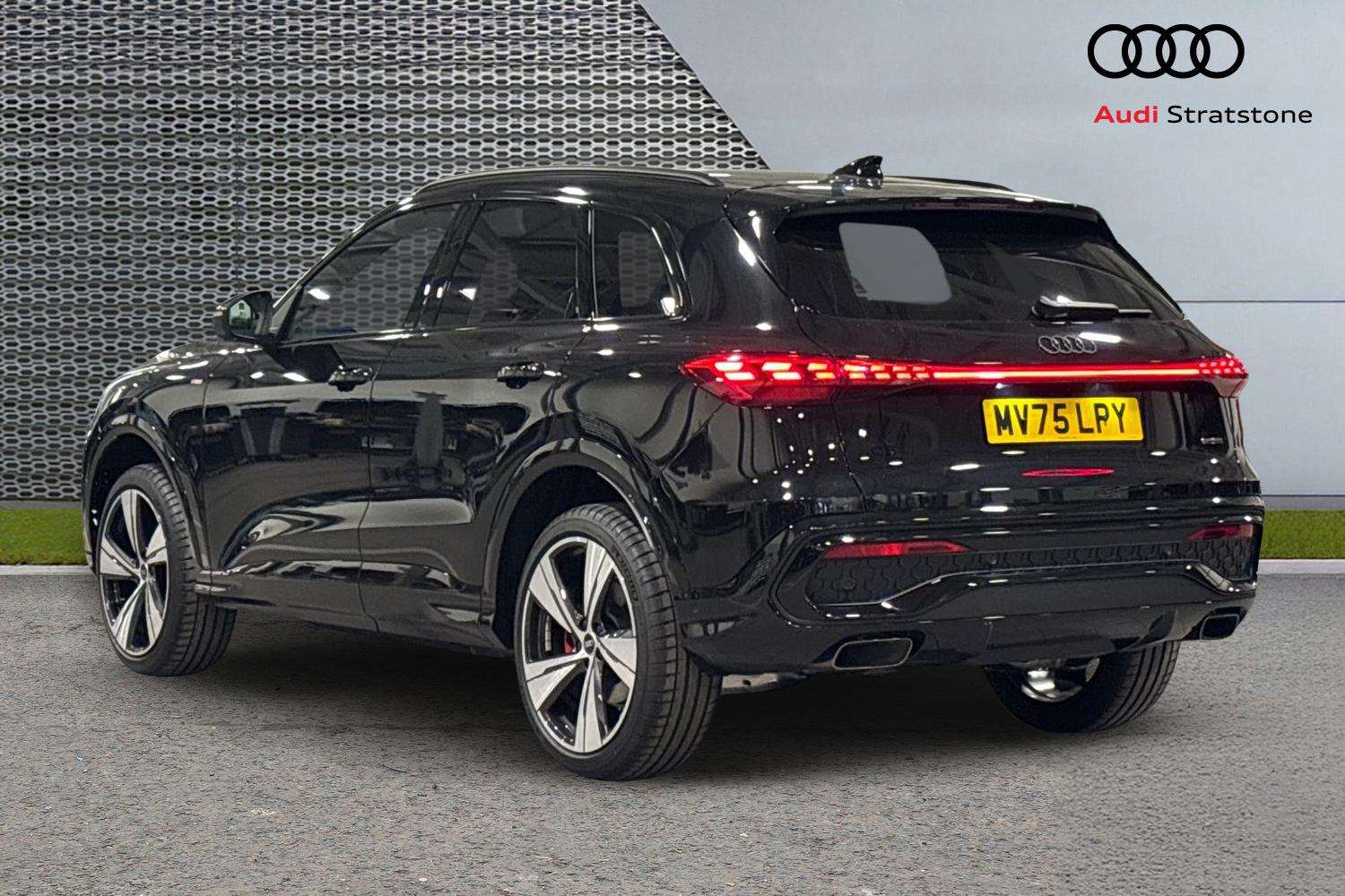 Used Audi Q5 2025 for sale - 78037510: Photo 3