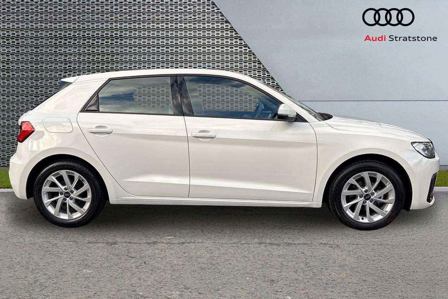 Used Audi A1 2025 for sale - 76761059: Photo 4