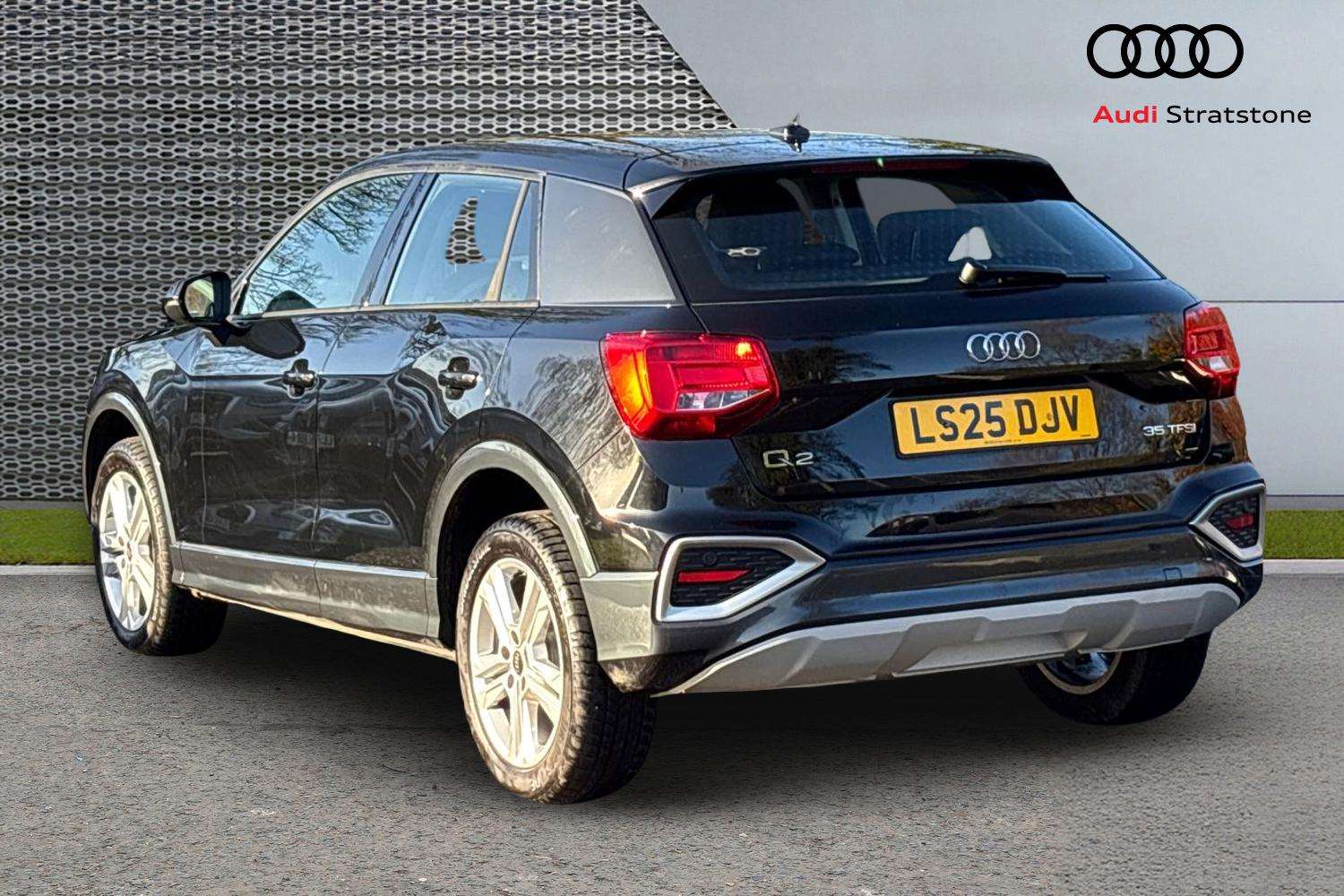 Used Audi Q2 2025 for sale - 76789195: Photo 3