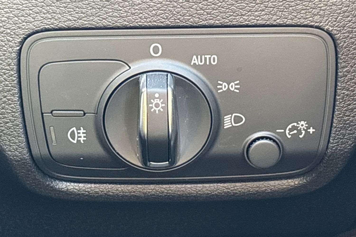 Used Audi Q2 2025 for sale - 76789195: Photo 30