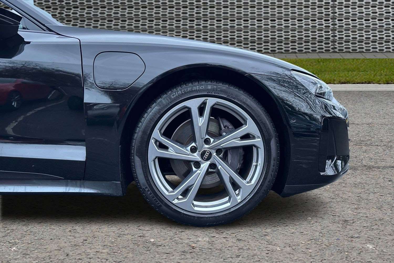 Used Audi e-tron GT 2023 for sale - 77011254: Photo 10