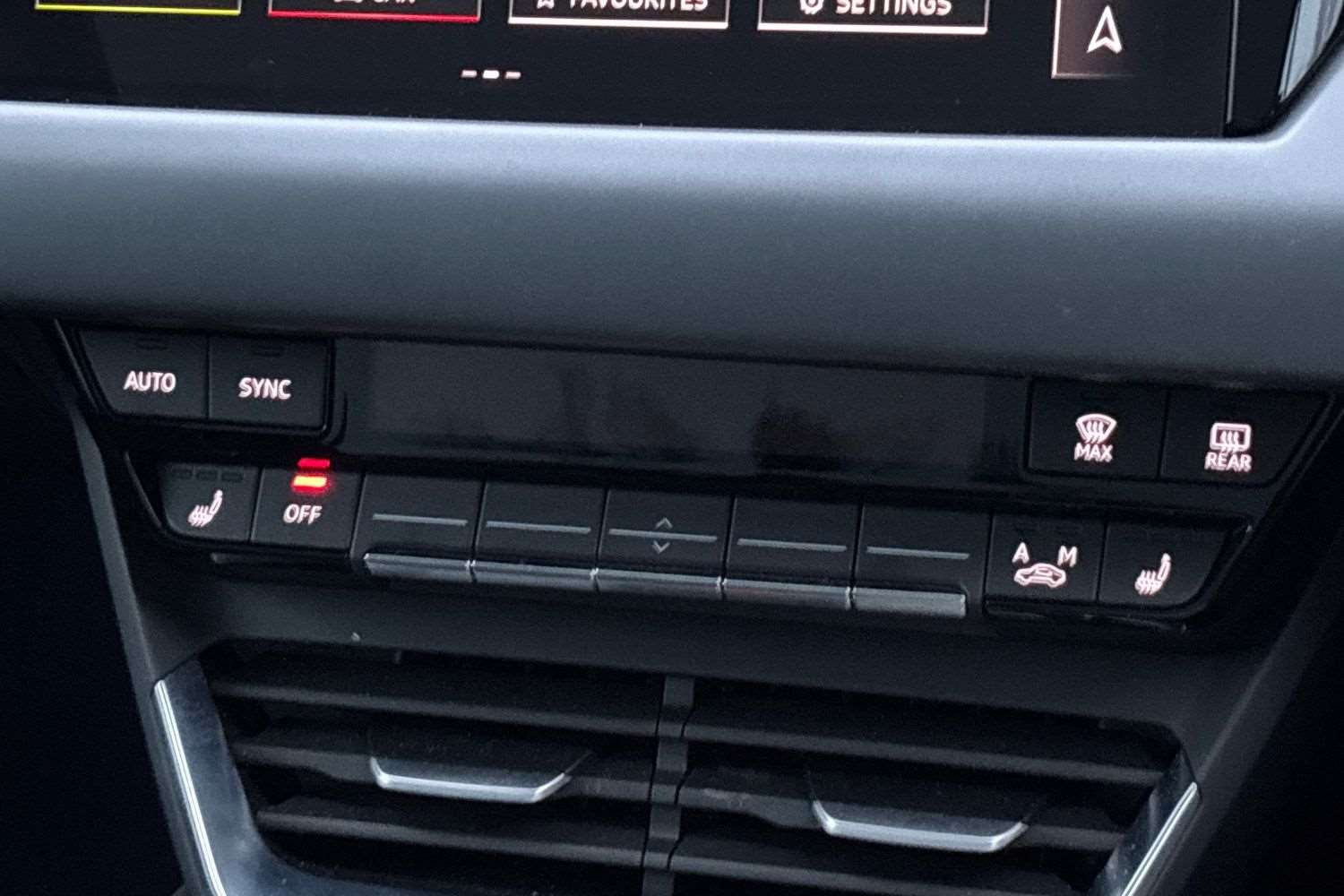 Used Audi e-tron GT 2023 for sale - 77011254: Photo 28