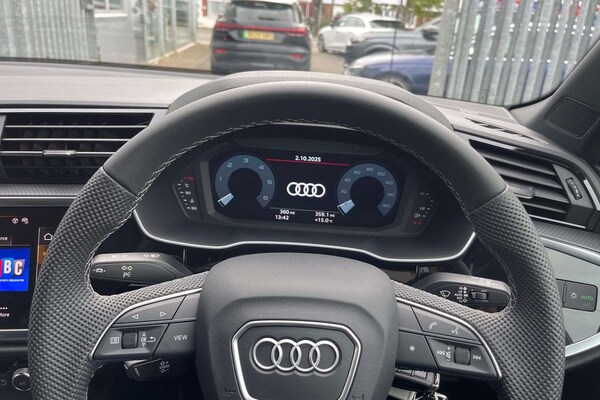 Used Audi Q3 2025 for sale - 76022390: Photo 18