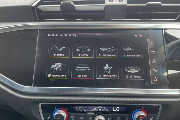 Used Audi Q3 2025 for sale - 76022390: Photo 33