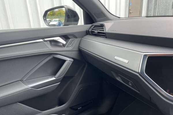 Used Audi Q3 2025 for sale - 76022390: Photo 35