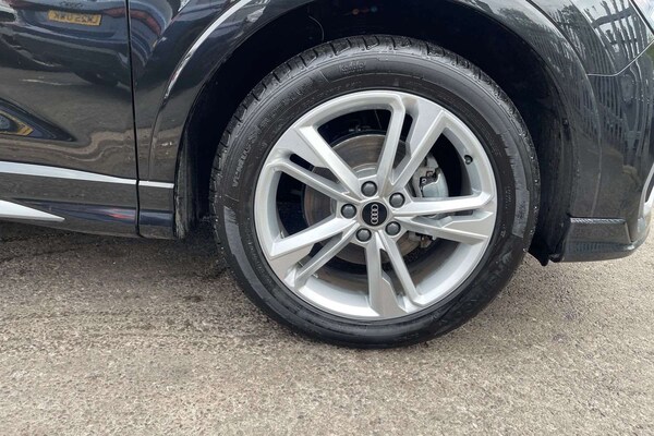 Used Audi Q3 2025 for sale - 76022390: Photo 5