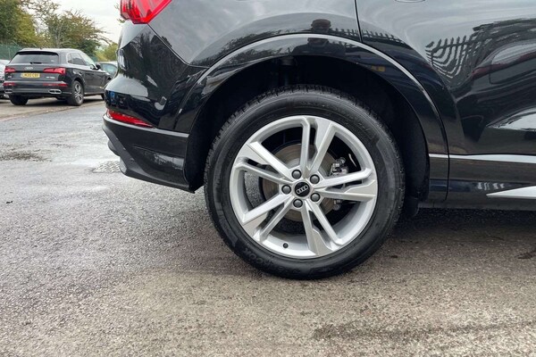 Used Audi Q3 2025 for sale - 76022390: Photo 9