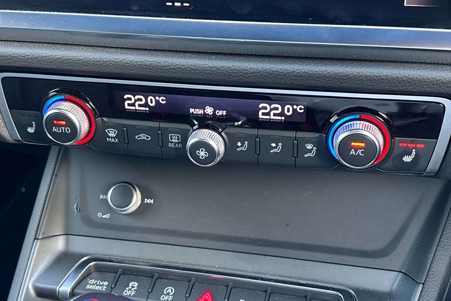 Used Audi Q3 for sale - 77158467: Photo 28