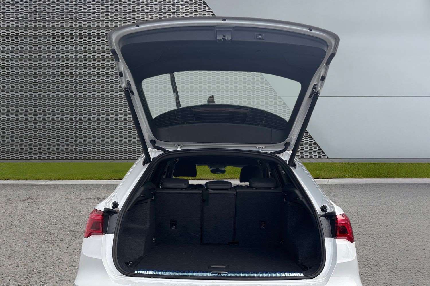 Used Audi Q3 2025 for sale - 77164486: Photo 13