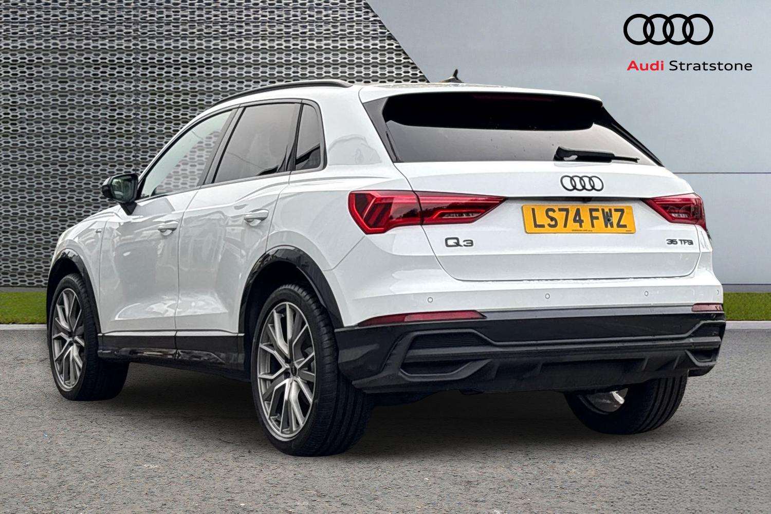 Used Audi Q3 2025 for sale - 77164486: Photo 3