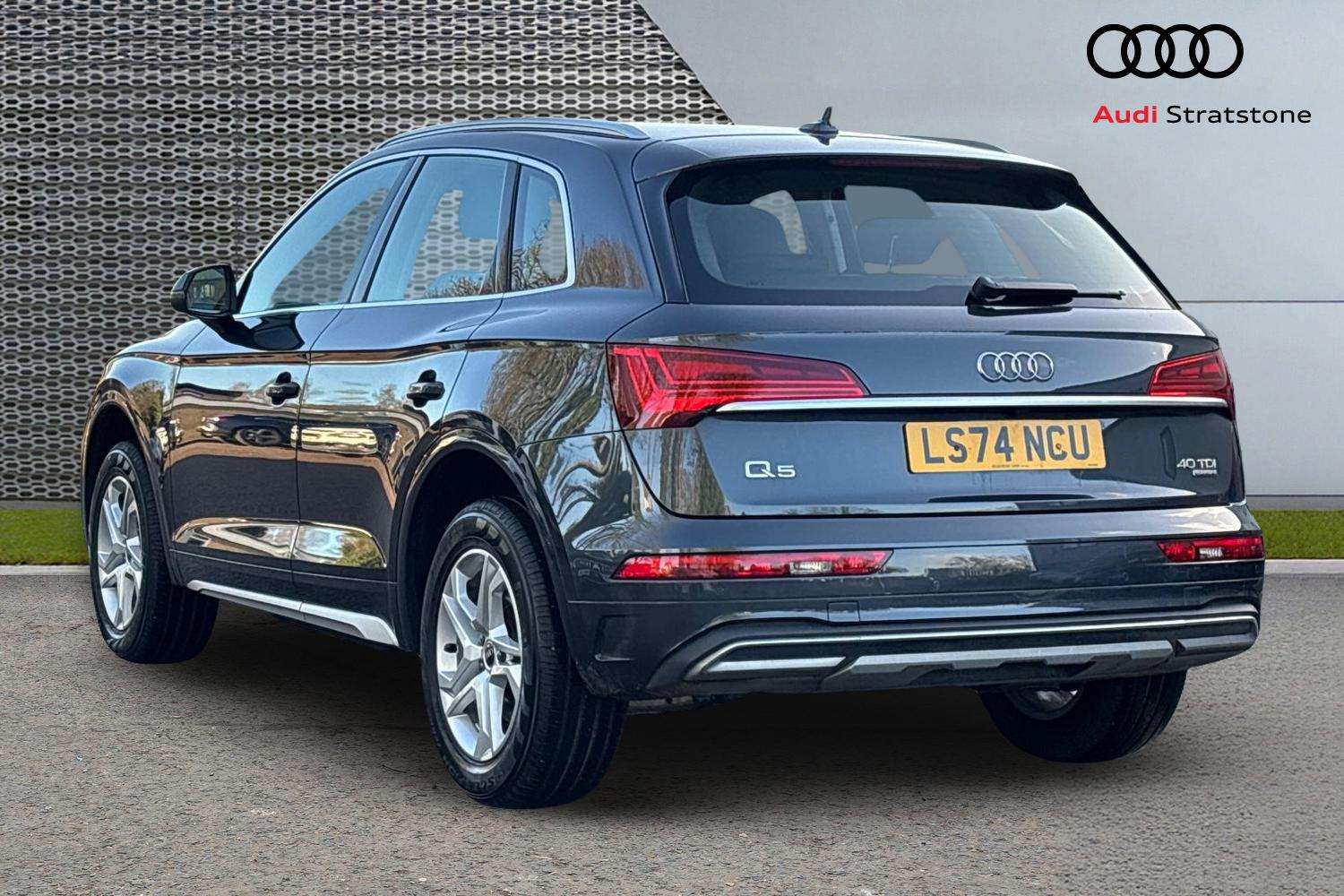 Used Audi Q5 2024 for sale - 76789442: Photo 3