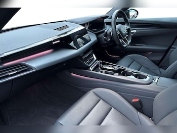 Used Audi e-tron GT 2023 for sale - 78433088: Photo