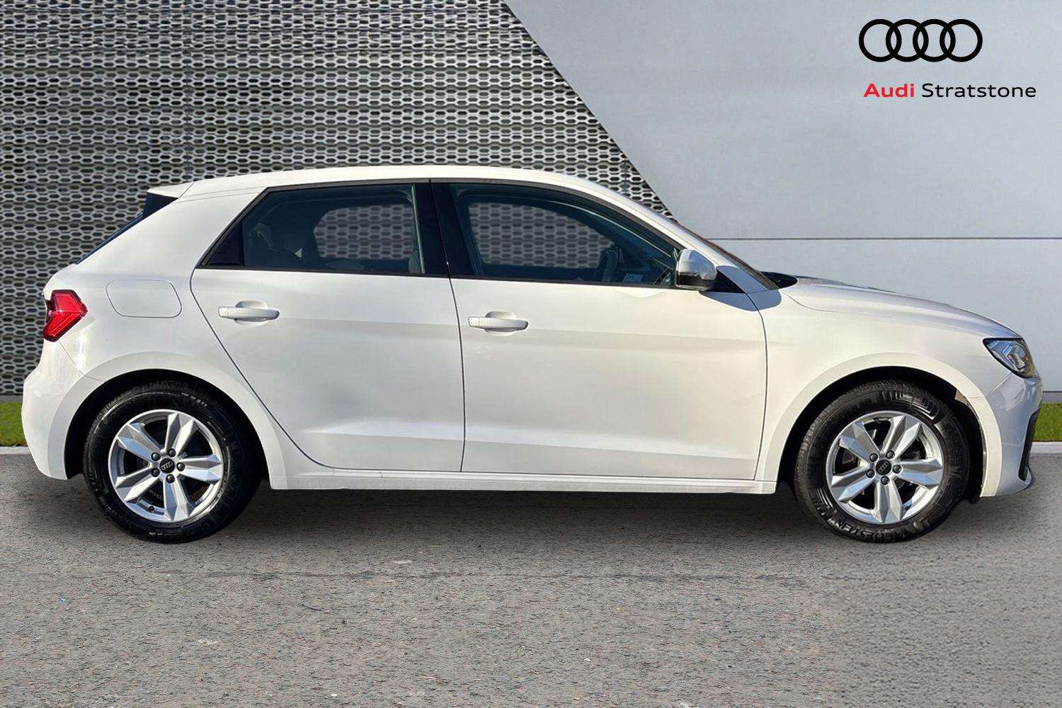 Used Audi A1 2023 for sale - 77076589: Photo 4