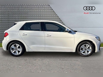 Used Audi A1 2023 for sale - 77076589: Photo