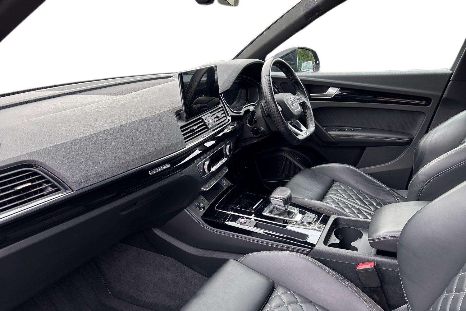 Used Audi Q5 2022 for sale - 76022431: Photo 2