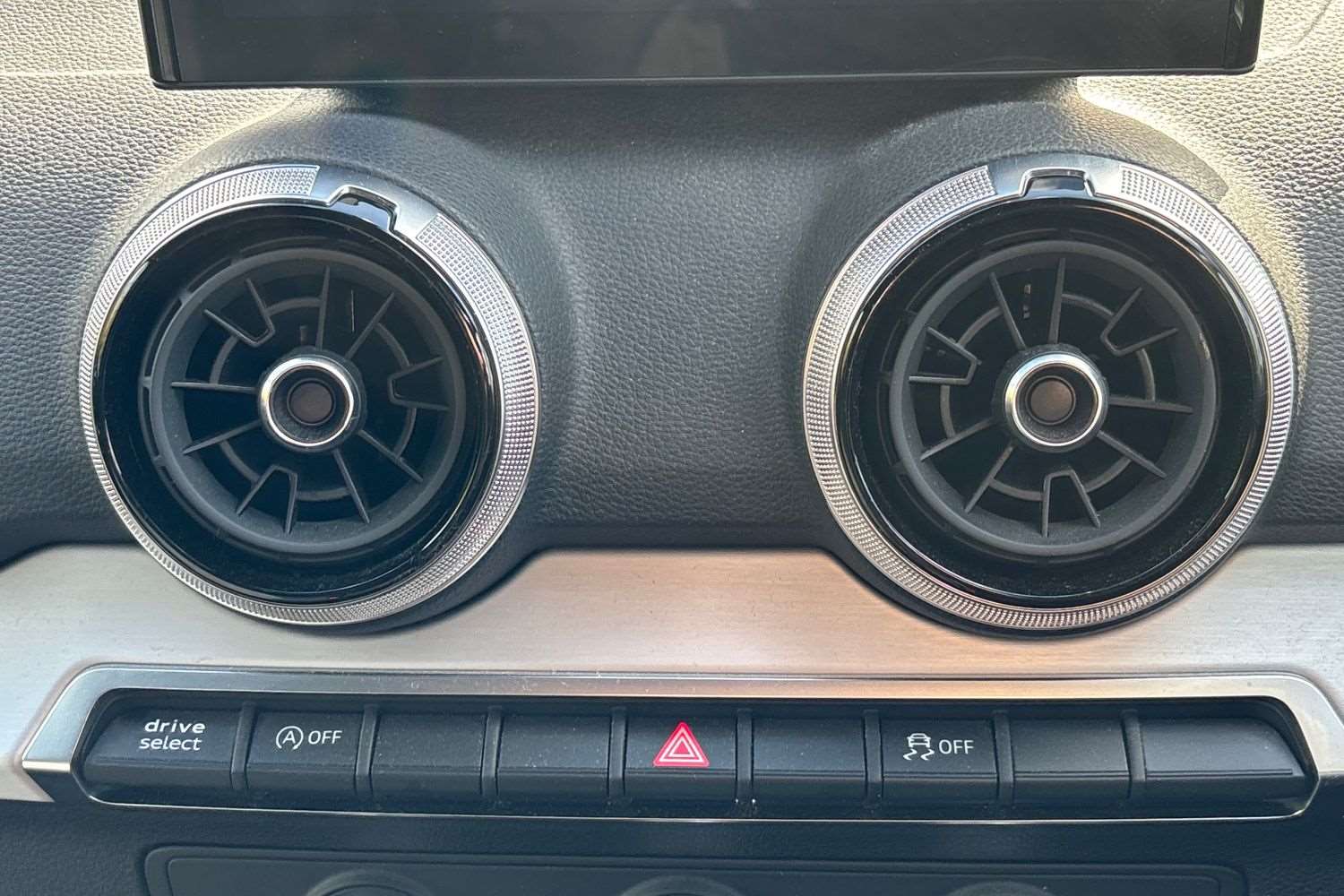 Used Audi Q2 2025 for sale - 78060361: Photo 30