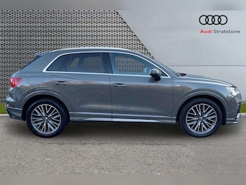 Used Audi Q3 2020 for sale - 76515613: Photo