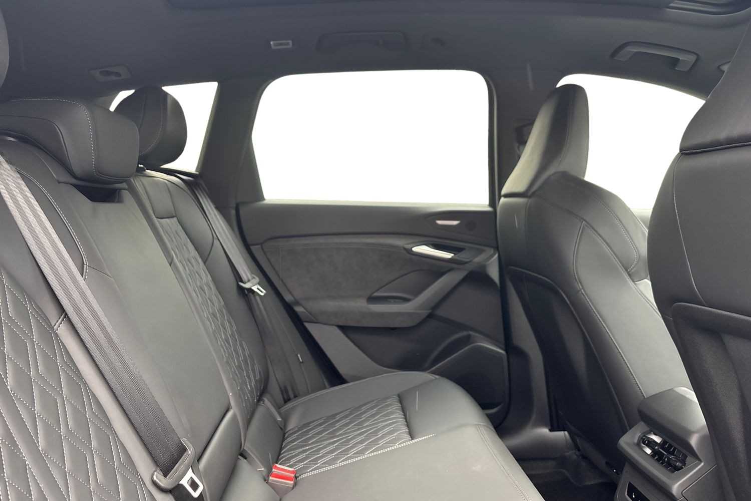 Used Audi Q6 e-tron 2025 for sale - 76298399: Photo 10