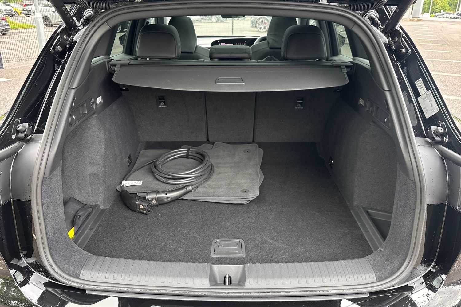 Used Audi Q6 e-tron 2025 for sale - 76298399: Photo 11