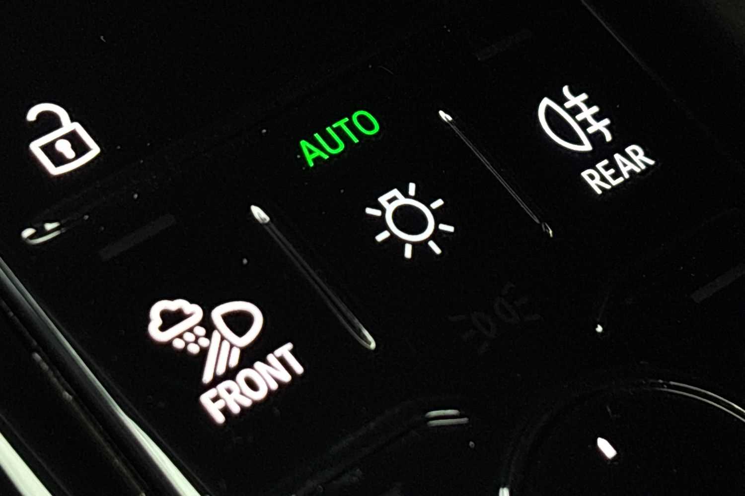 Used Audi Q6 e-tron 2025 for sale - 76298399: Photo 18