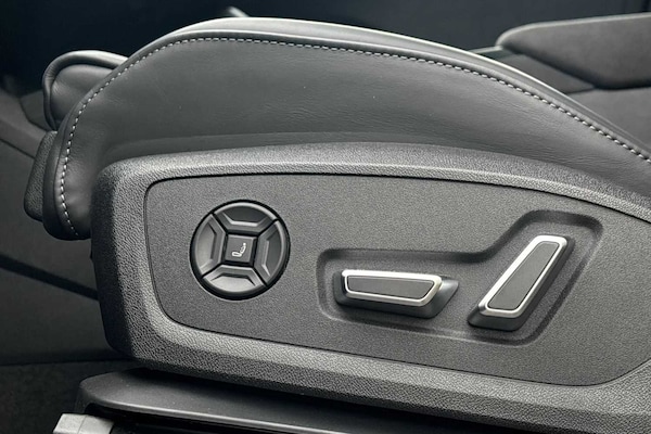 Used Audi Q6 e-tron 2025 for sale - 76298399: Photo 22