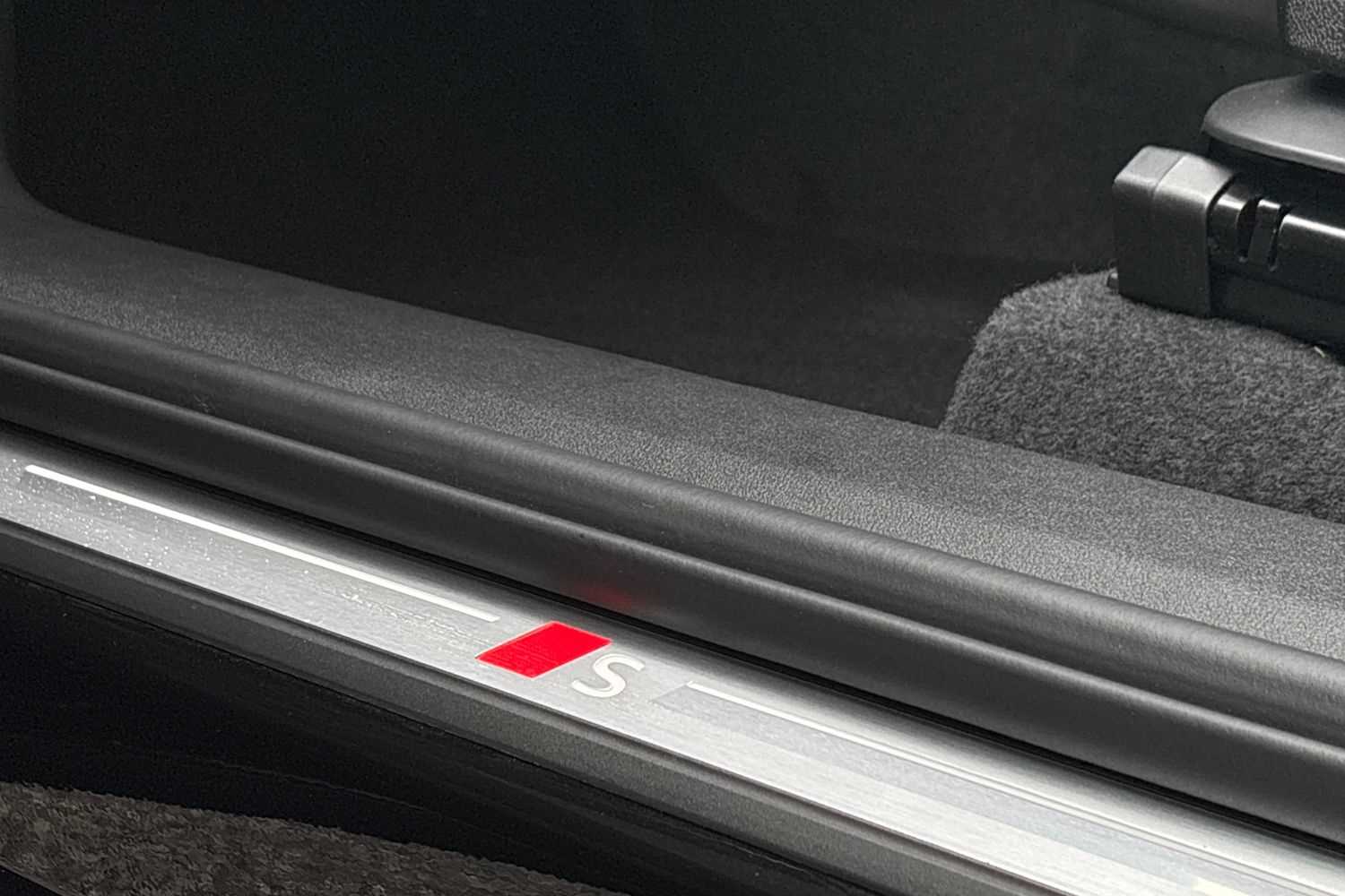 Used Audi Q6 e-tron 2025 for sale - 76298399: Photo 24