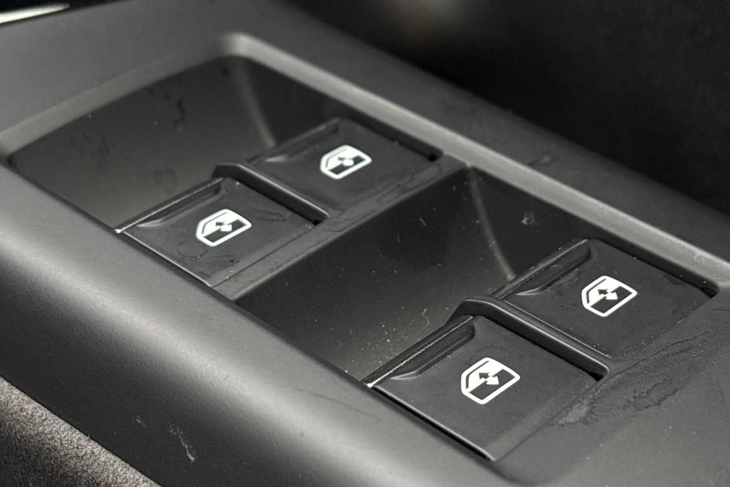 Used Audi Q6 e-tron 2025 for sale - 76298399: Photo 30