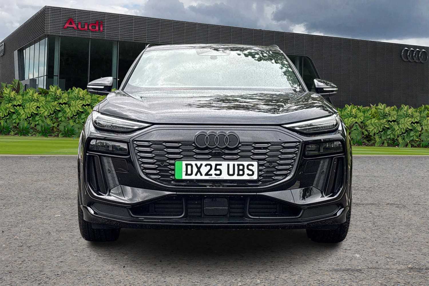 Used Audi Q6 e-tron 2025 for sale - 76298399: Photo 8
