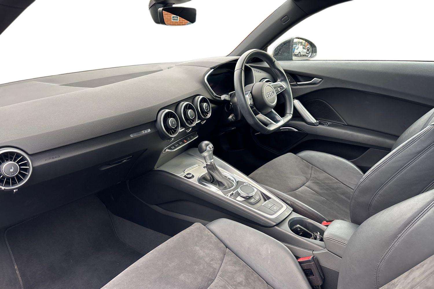 Used Audi TT 2021 for sale - 77103133: Photo 2