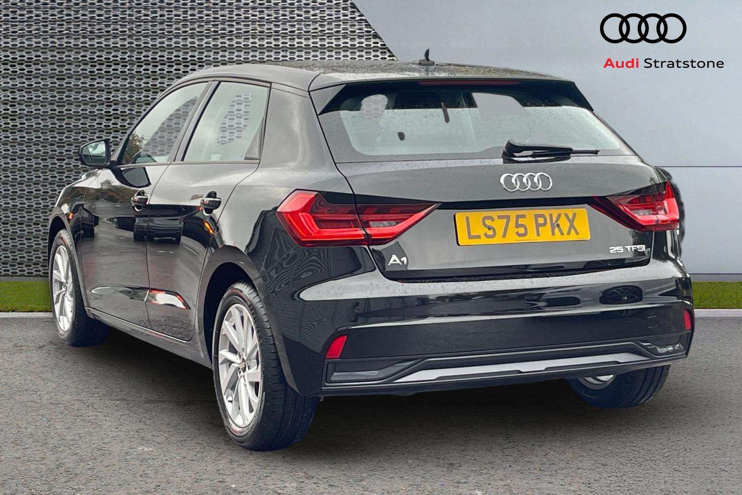 Used Audi A1 2025 for sale - 77112248: Photo 3