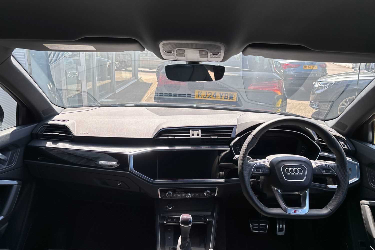 Used Audi Q3 2024 for sale - 77099632: Photo 12