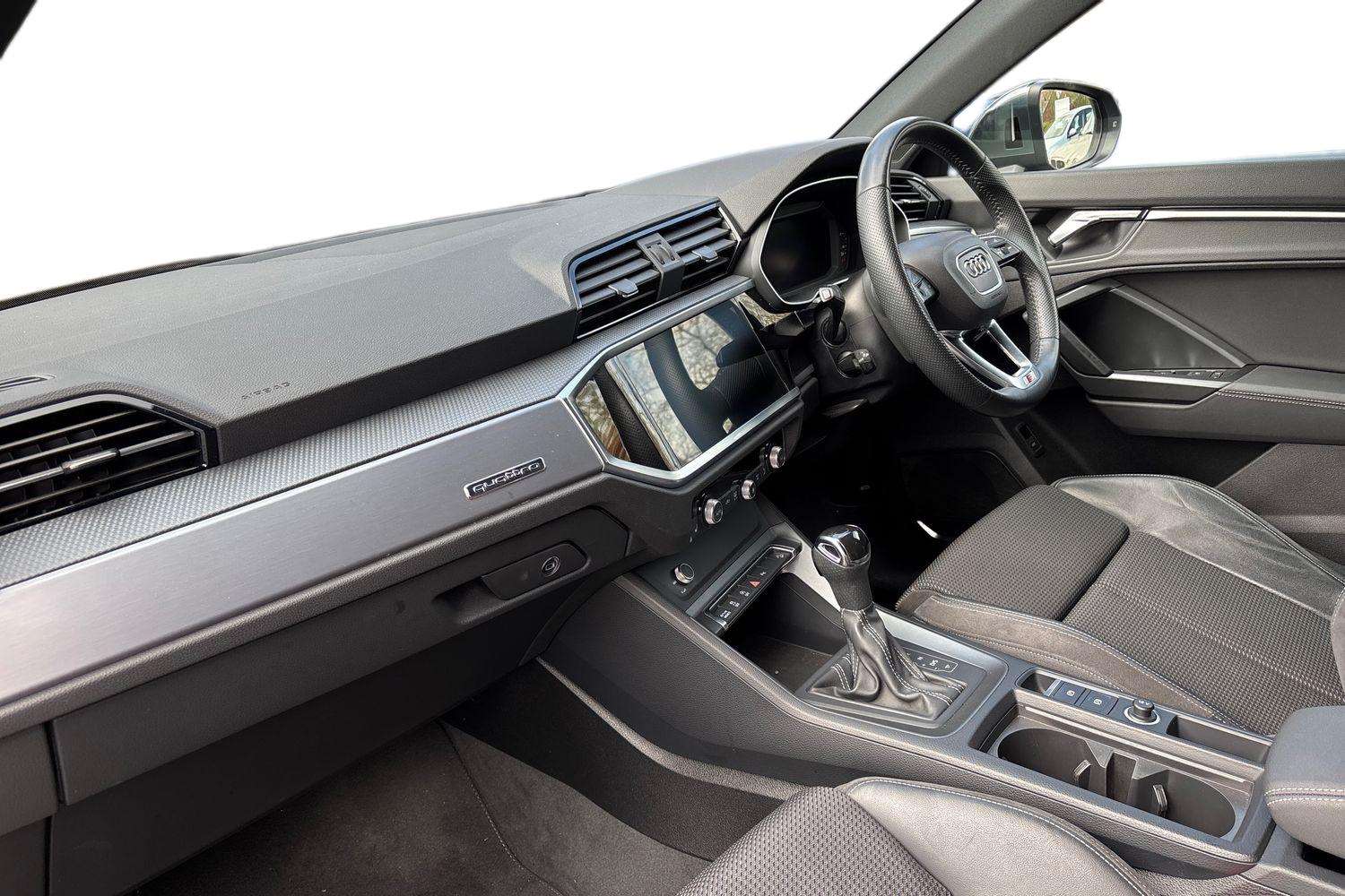 Used Audi Q3 2019 for sale - 78119165: Photo 2