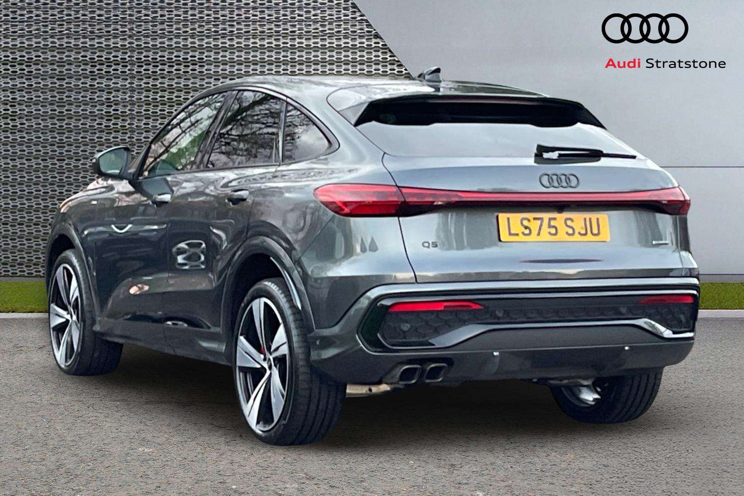 Used Audi Q5 2025 for sale - 76705018: Photo 3