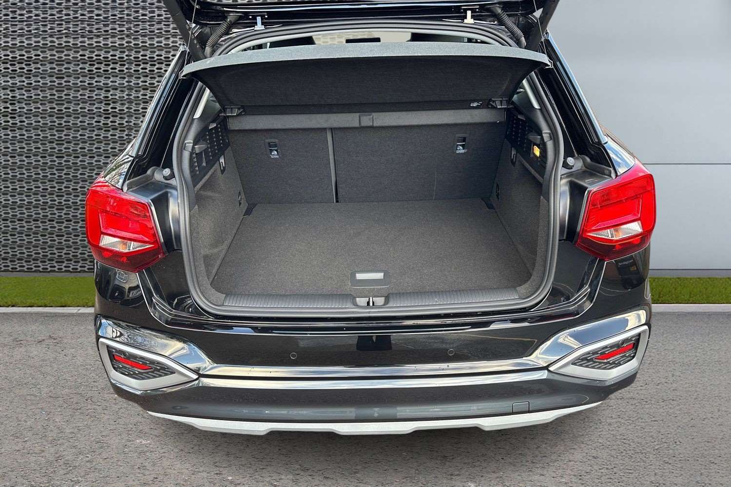 Used Audi Q2 2025 for sale - 76902290: Photo 13