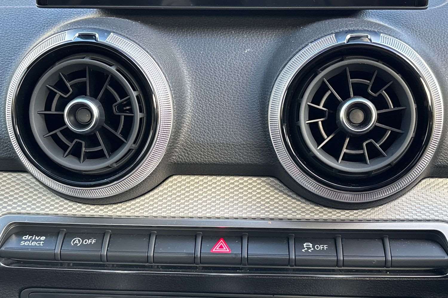 Used Audi Q2 2025 for sale - 76902290: Photo 29