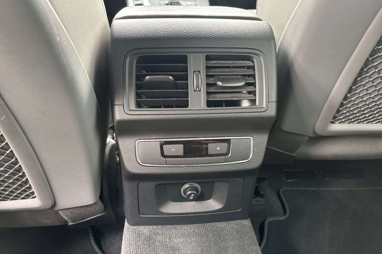 Vehicle 33