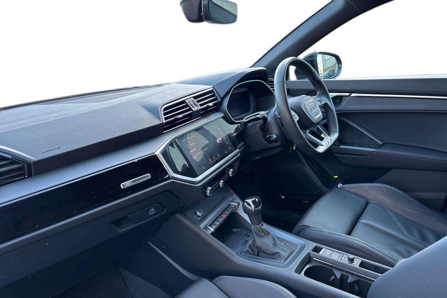 Used Audi Q3 2025 for sale - 77103159: Photo 2