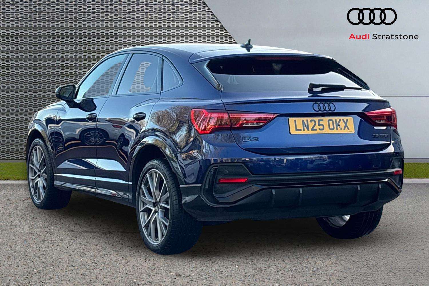 Used Audi Q3 2025 for sale - 77103159: Photo 3