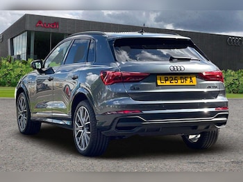 Used Audi Q3 2025 for sale - 76401214: Photo