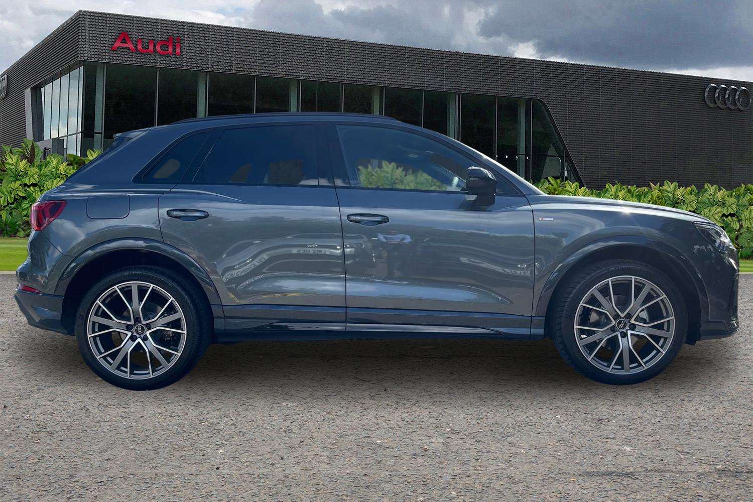 Used Audi Q3 2025 for sale - 76401214: Photo 4