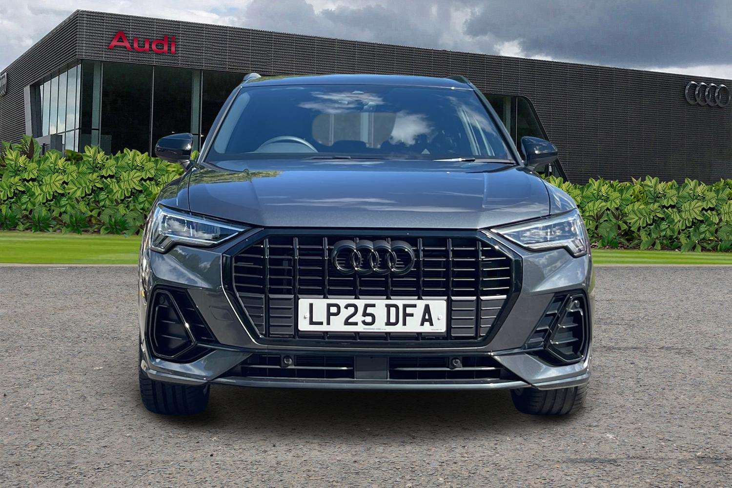 Used Audi Q3 2025 for sale - 76401214: Photo 8