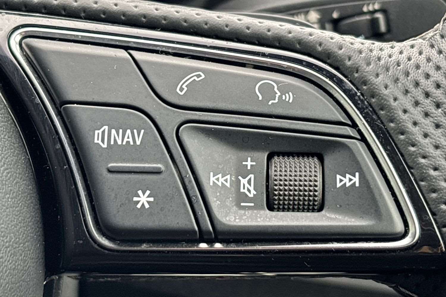 Used Audi Q2 2023 for sale - 77787099: Photo 17