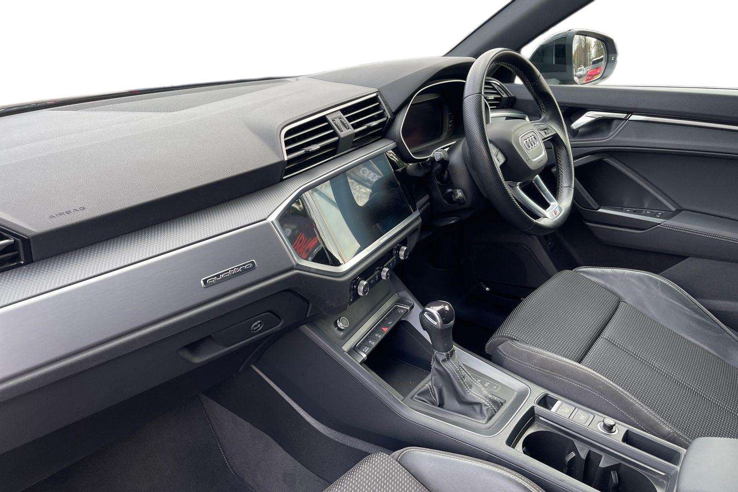 Used Audi Q3 2022 for sale - 77553160: Photo 2