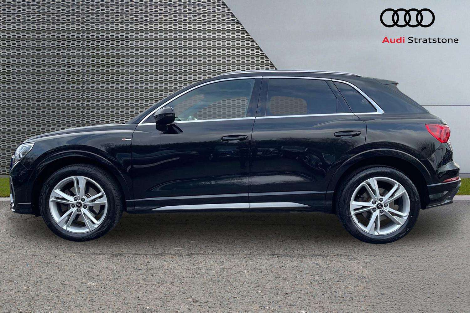 Used Audi Q3 2022 for sale - 77553160: Photo 8